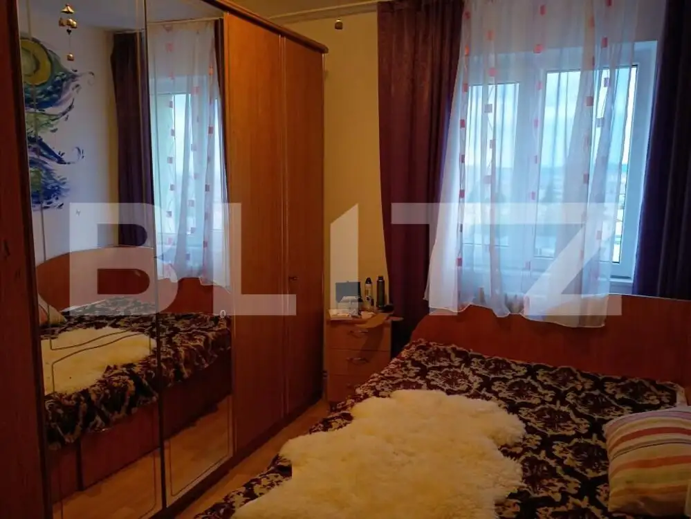 Inchiriere apartament cu 3 camere, zona Bld. Transilvaniei, etaj intermediar