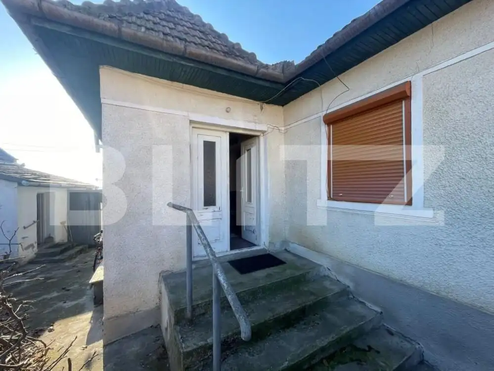 Casa In Blaj, 70 mp si teren de 330 mp