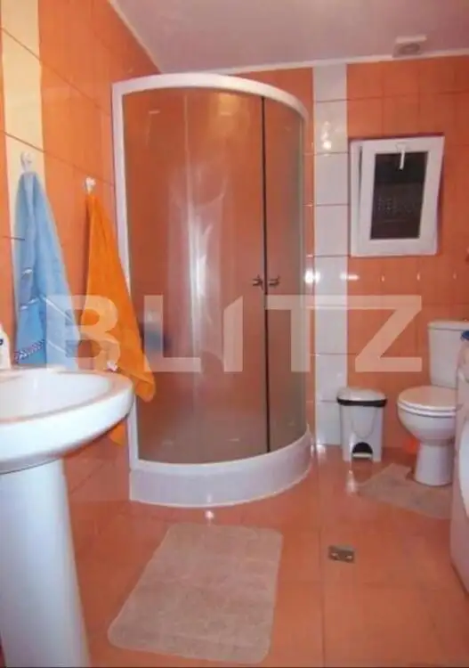 Apartament de vanzare, cu 4 camere, 110 mp, zona Islazului 