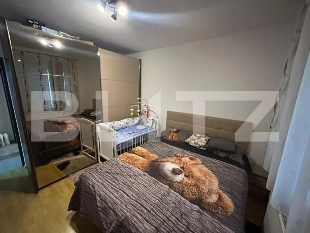 Apartament decomandat cu 2 camere, 52 mp, zona Cetate