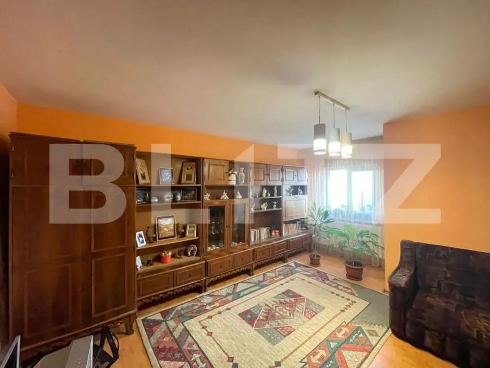 Apartament decomandat cu 3 camere, 78mp, zona Liceul Chimie