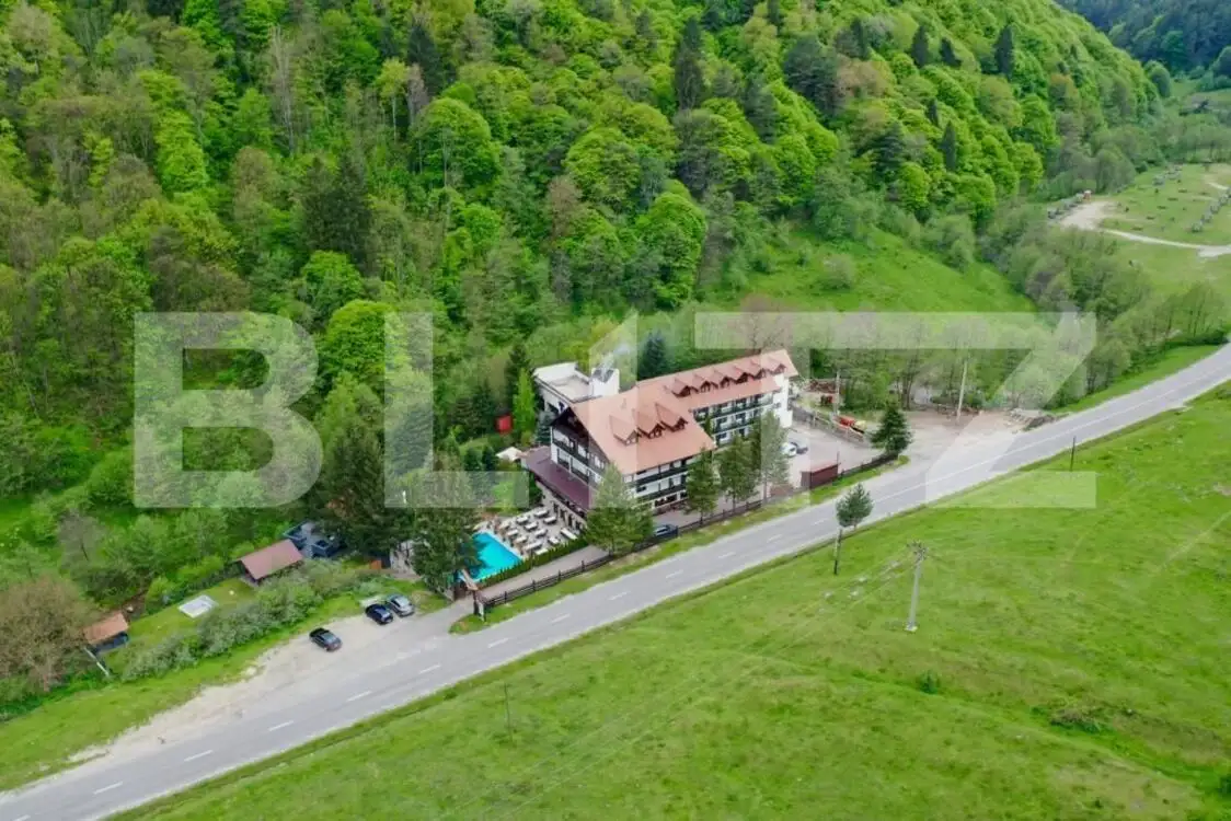 Pensiune Rasinari Sibiu, 56 locuri cazare, piscina interior-exterior, restaurant