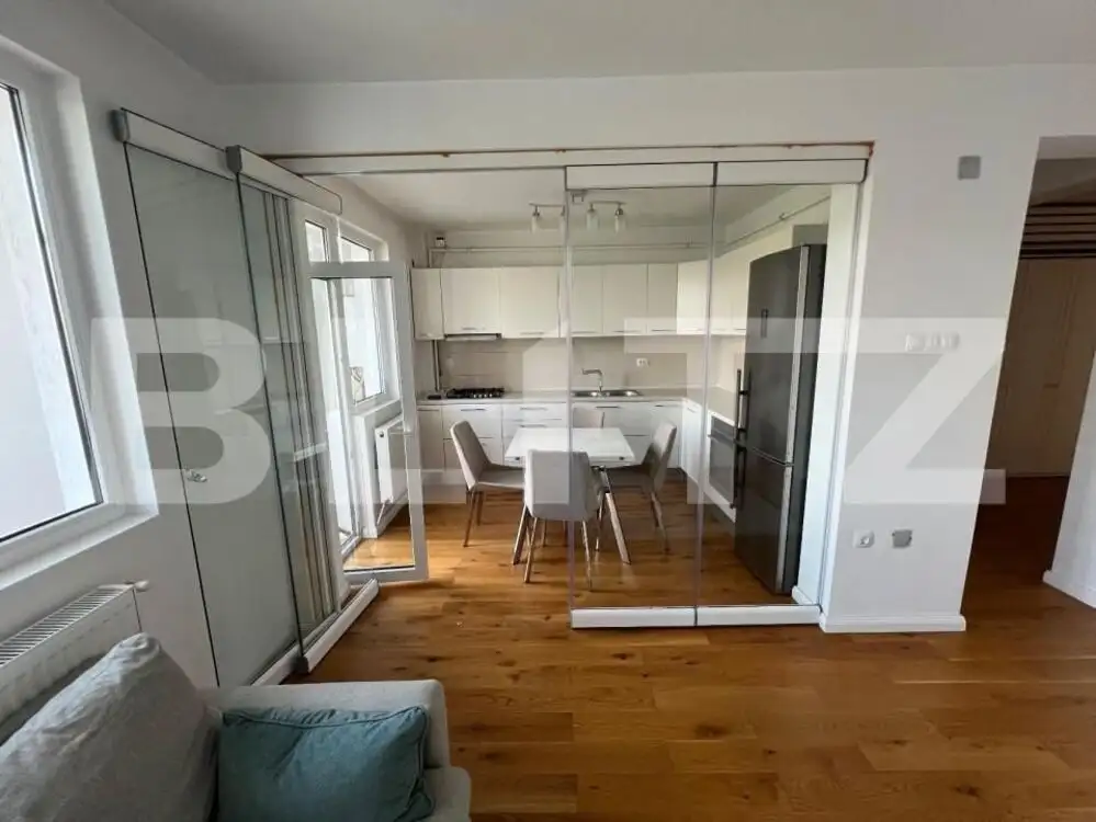 Apartament 3 camere, finisaje de lux, în George Enescu – La Groapă