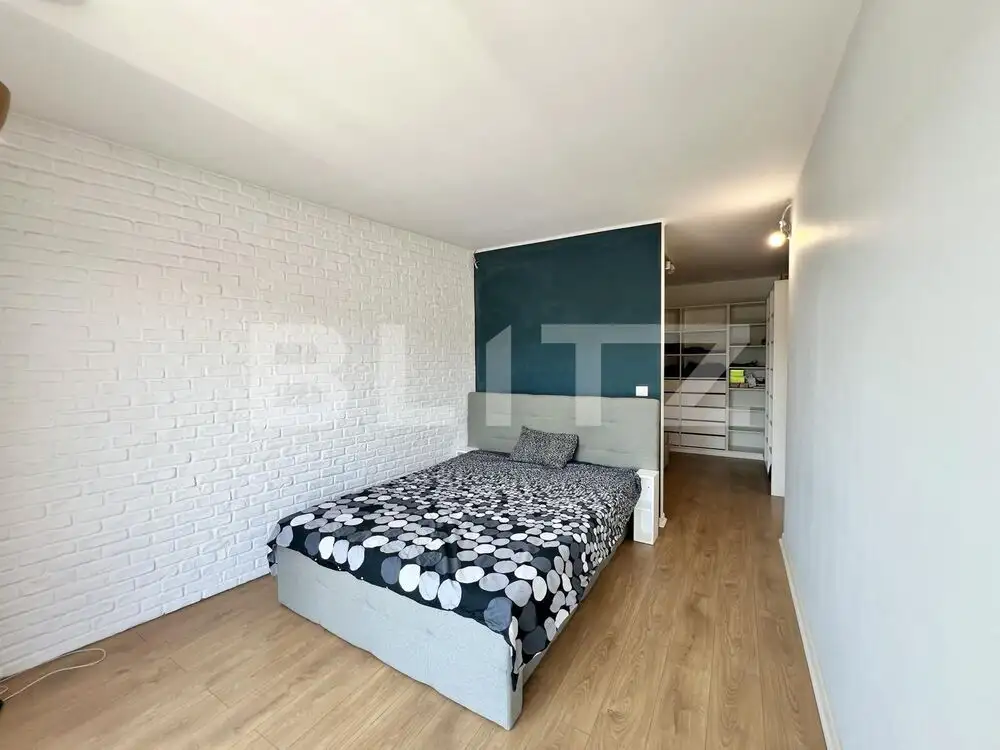 Apartament de 3 camere finisat, cu 2 parcari cu CF,  pe Calea Manastur