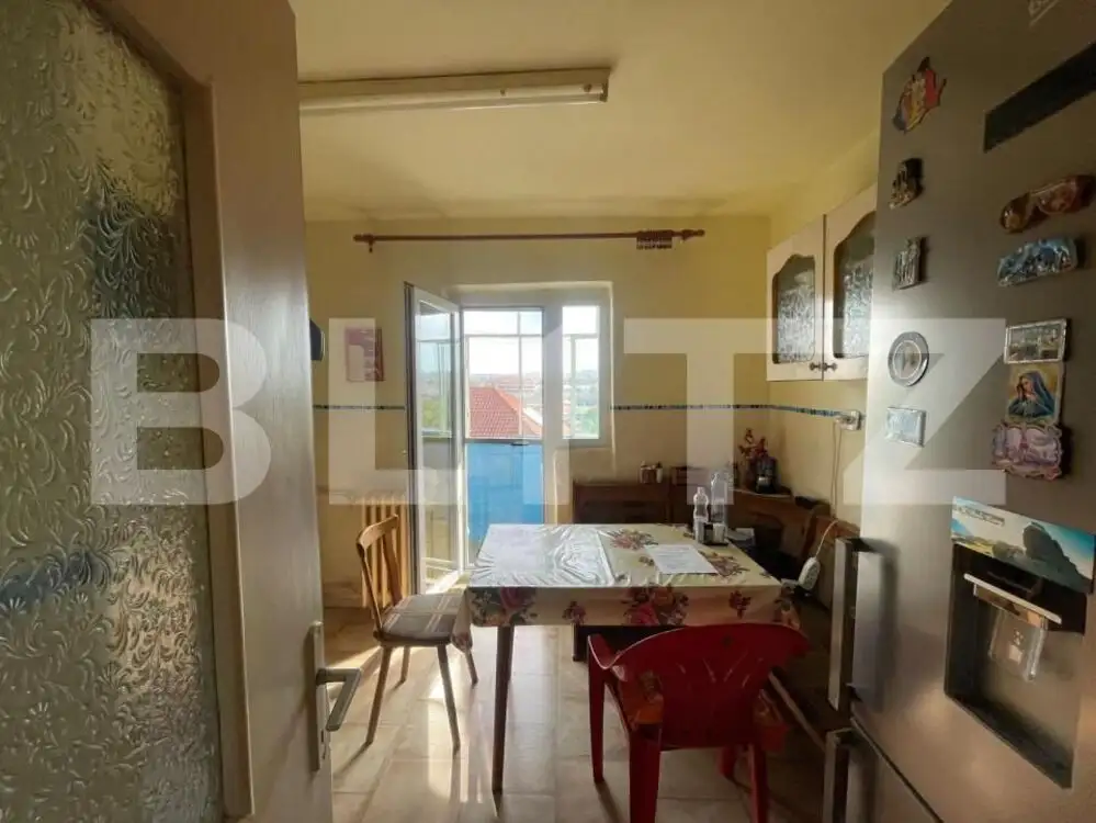 Apartament cu 3 camere decomandat, tip PB, 