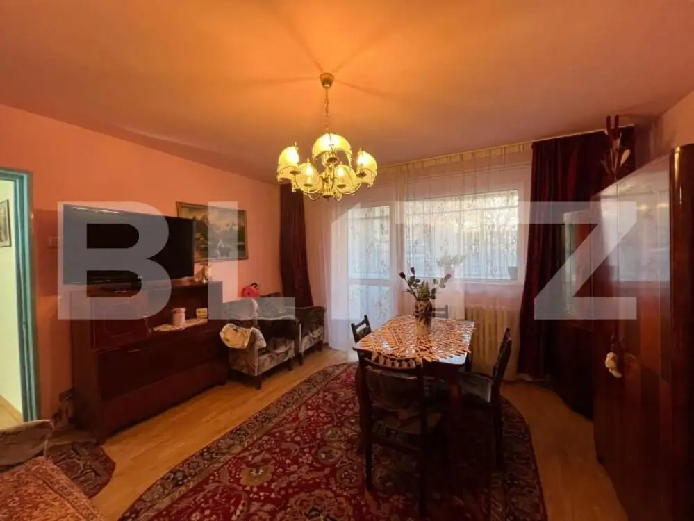 Apartament de 3 camere, 70mp, decomandat, zona strazii Donath