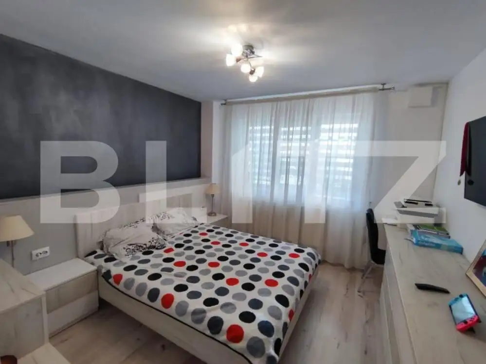 Apartament la cheie, 3 camere , etaj intermediar , zona Fortuna