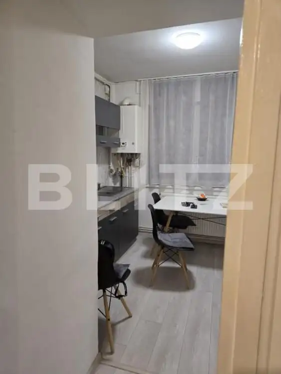 Apartament de vanzare cu 2 camere, 57 mp, zona Micro 16