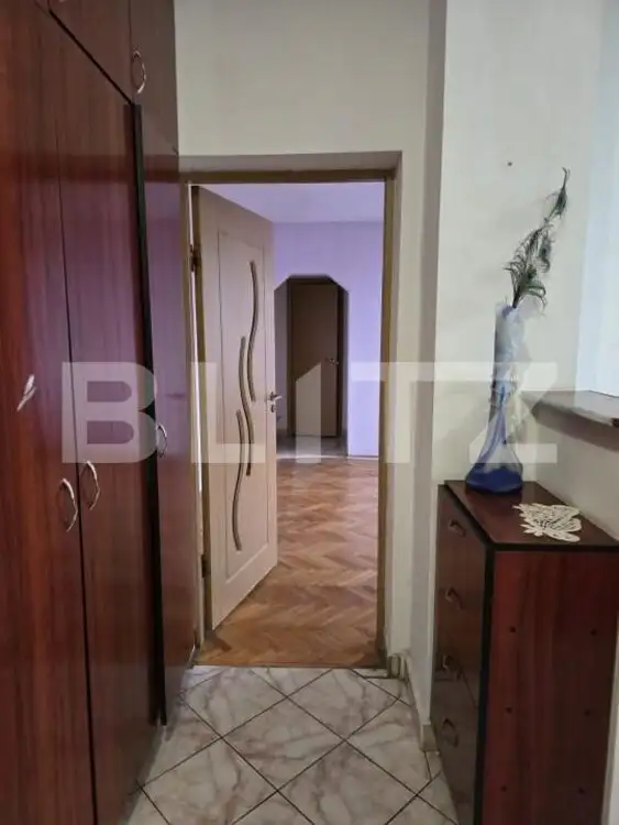 Apartament cu 3 camere, 70 mp, zona Careiului