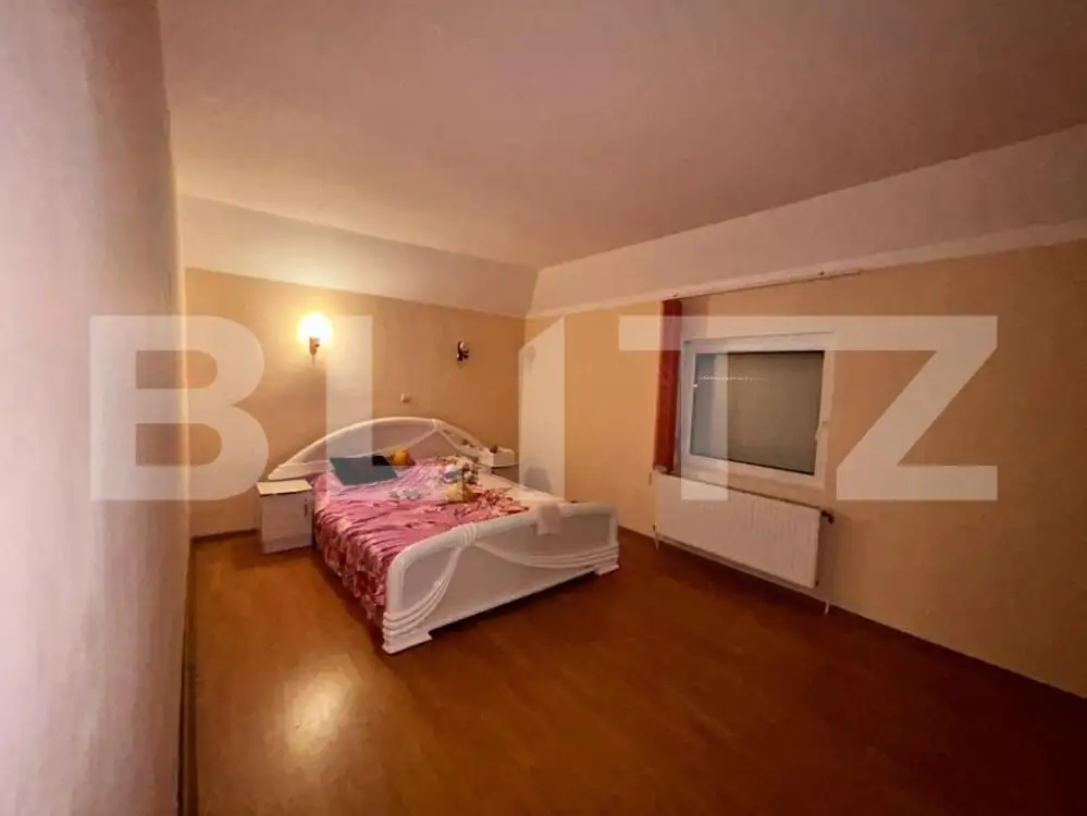 Casa de vanzare 3 camere parter + 1 etaj ,258.00 utili + 418 teren, zona Closca 