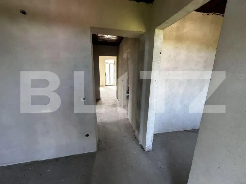 Casa 5 camere, 240 mp, localitatea Hamba