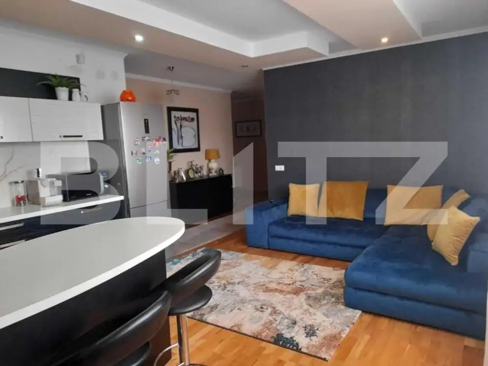 Apartament de 3 camere, 60 mp, zona Oncea