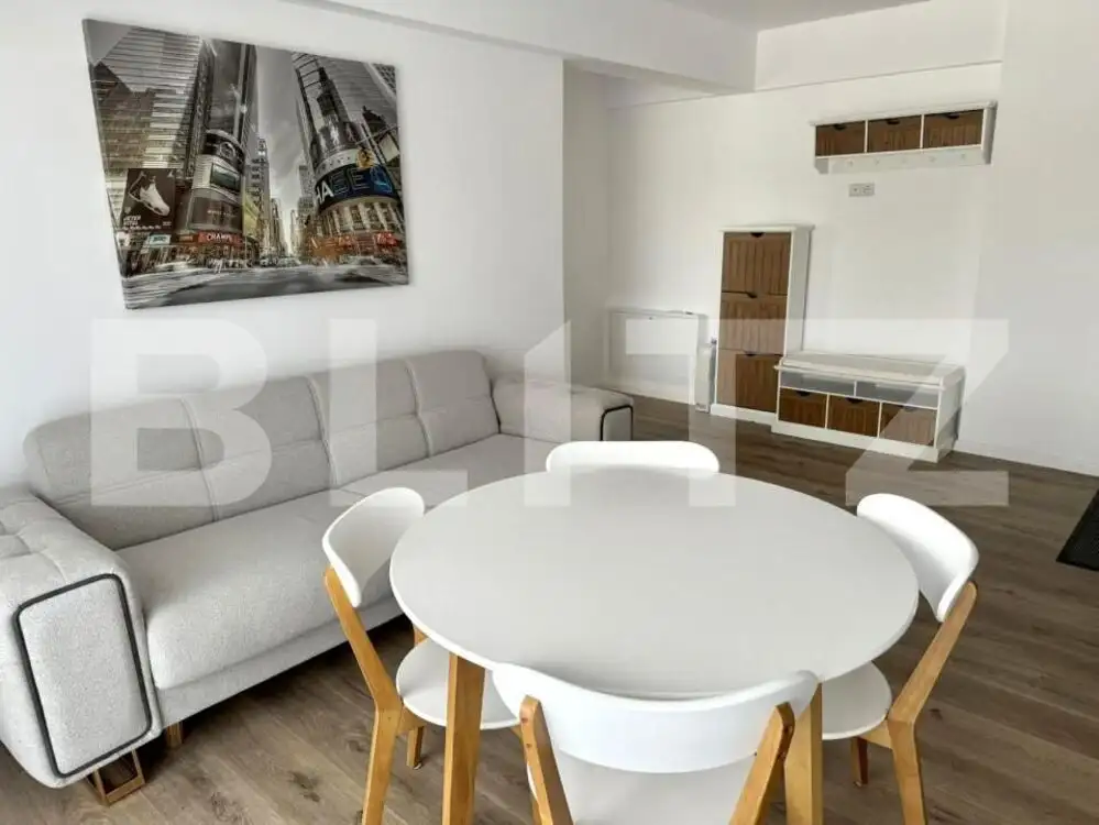 Apartament 2 camere open space, 40mp, parcare, zona Petrom