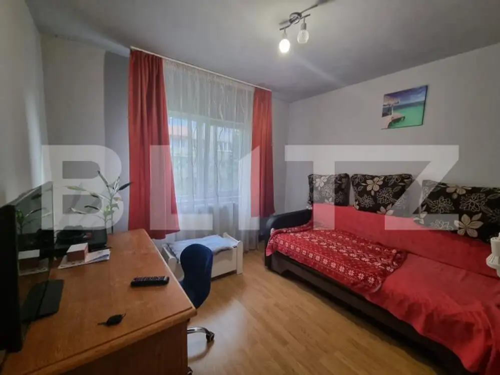 Apartament 4 camere decomandate, etaj intermediar, zona Grigorescu