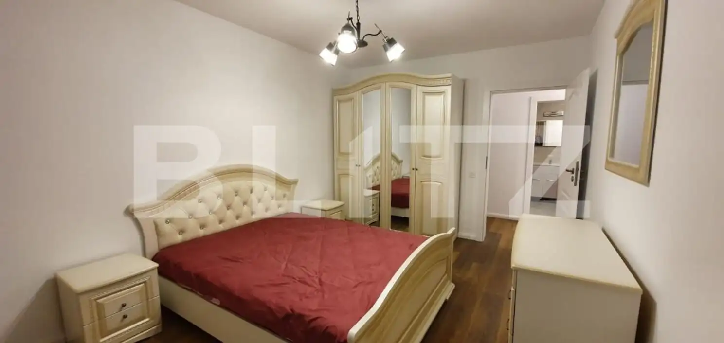 Apartament 3 camere, 80 mp, etaj intermediar, Semicentral 