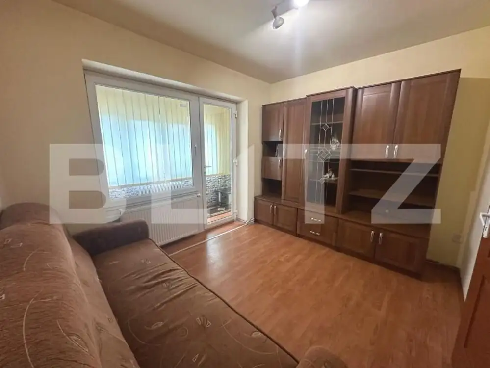 Apartament cu 2 camere, 54 mp, zona Cetate