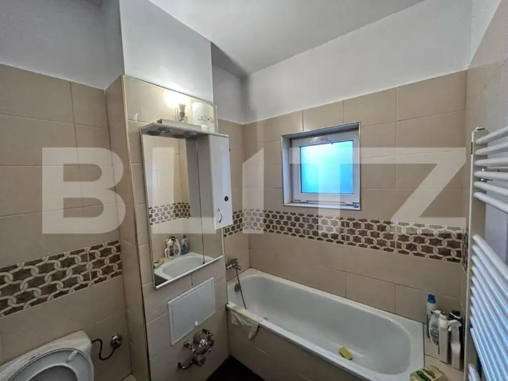 Apartament 3 camere, 93mp, balcon, zona Cetate