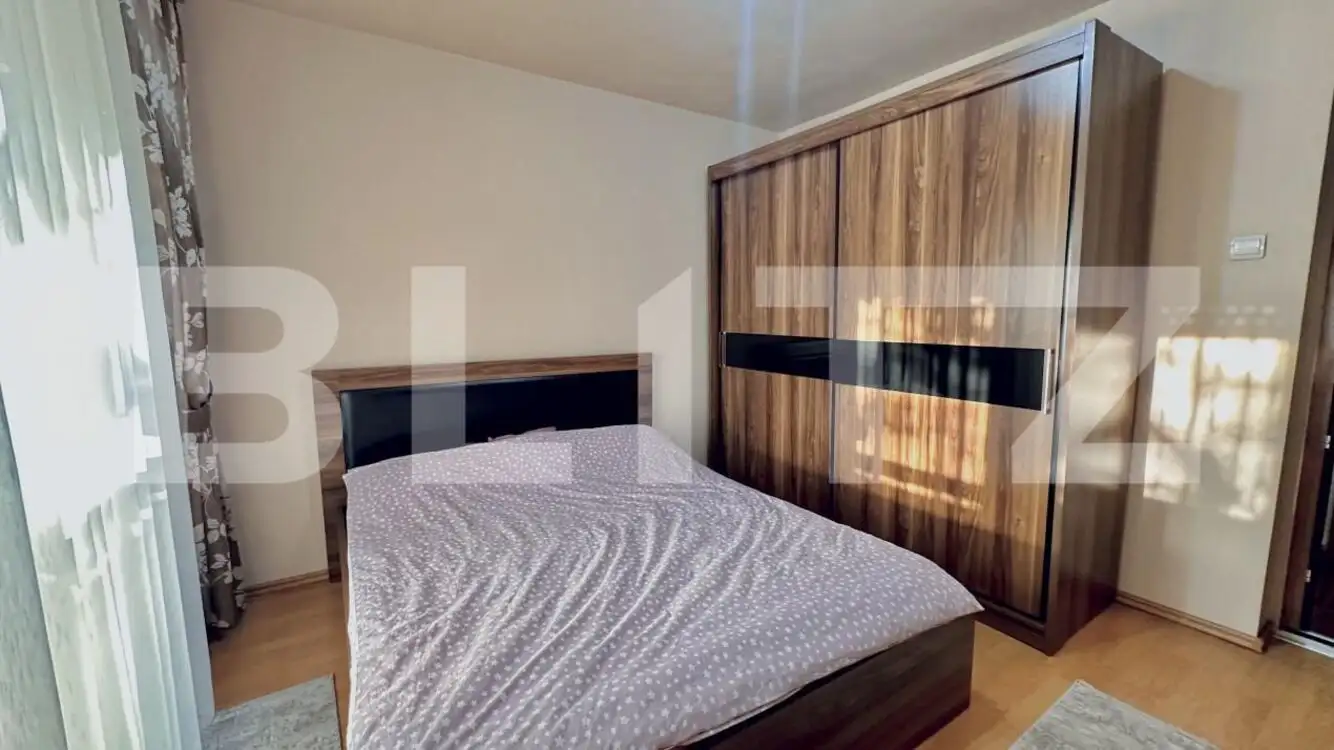 Apartament modern cu 3 camere decomandate, mobilat și utilat 