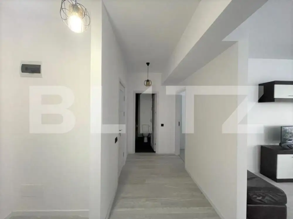 Apartament modern, 3 camere, parcare subterana, zona Petrom