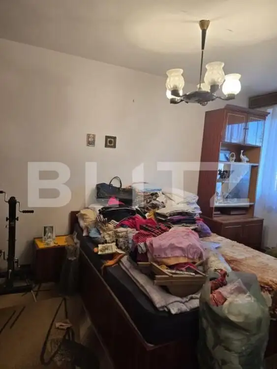  Apartament 2 camere, semidecomandat, 50 mp, etaj 1 – Strada Botizului