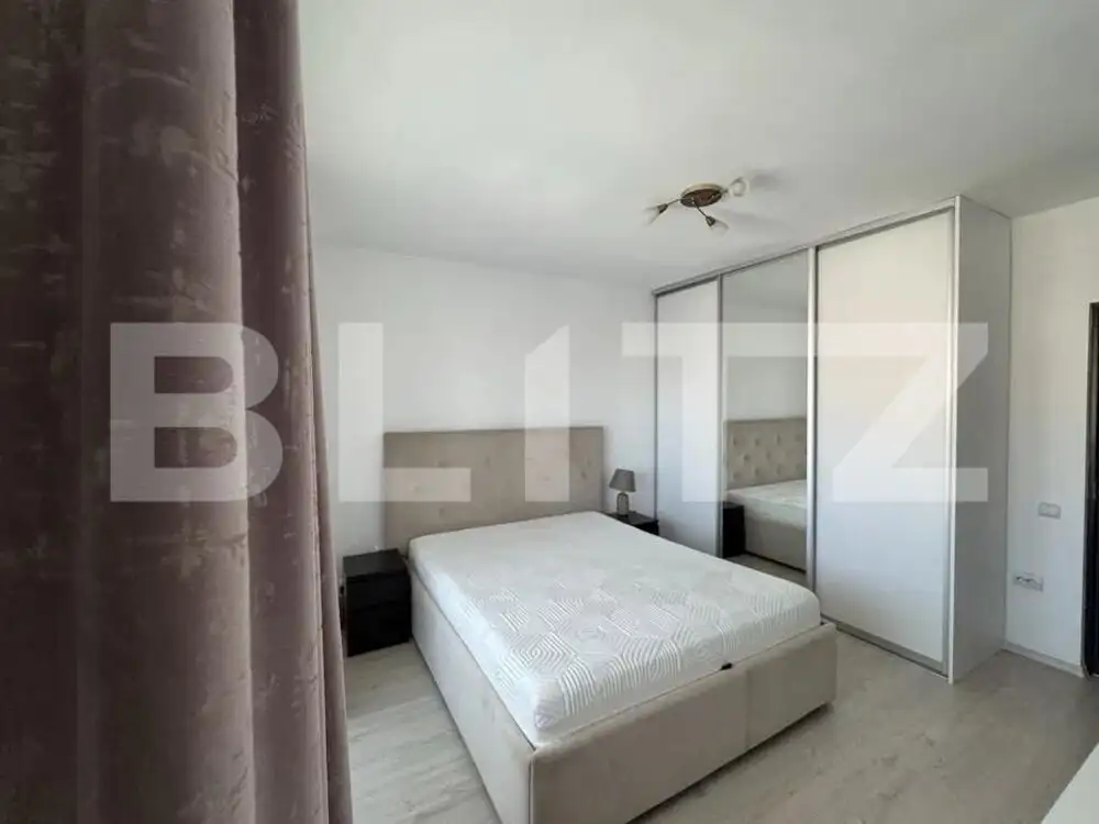 Apartament cu 3 camere, open space, 65 mp,  balcon, zona MOL Calea Turzii