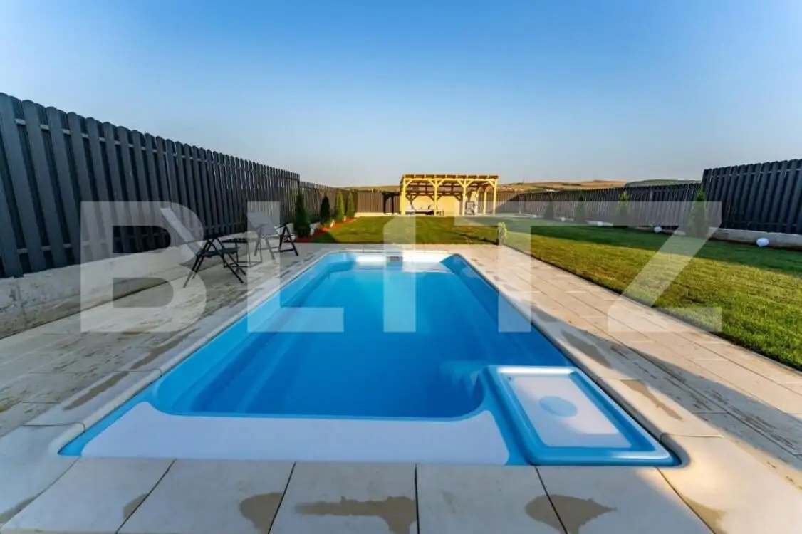 Casa cu 4 dormitoare, 120mp, la cheie, piscina exterioara, Jucu de Mijloc