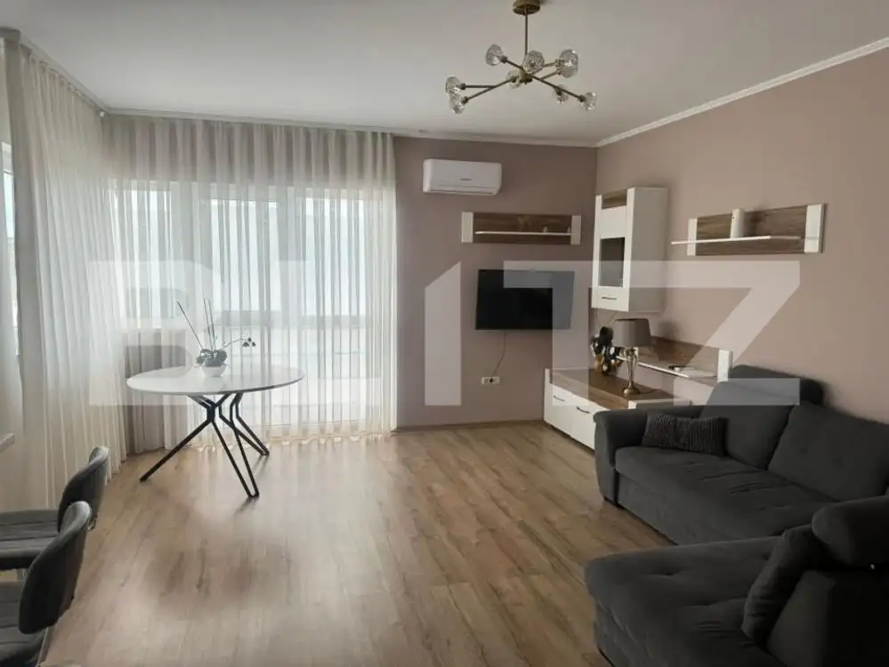 Apartament 3 camere,Spitalul Judetean,parcare inclusa