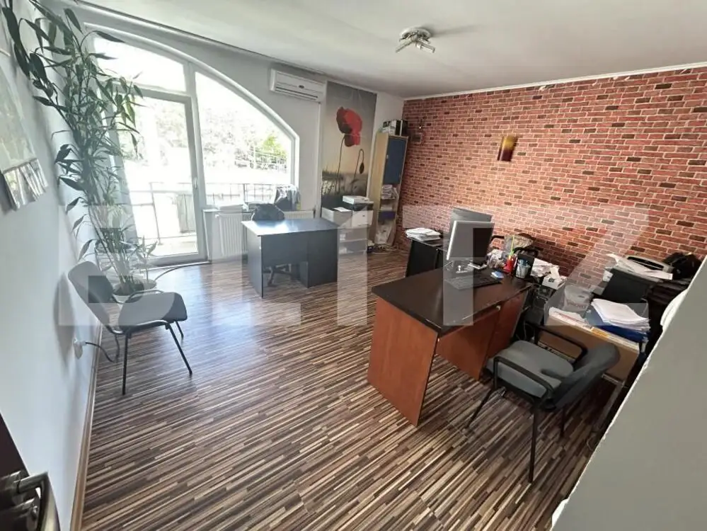 Casa Duplex, 6 camere,  Zona Iosia