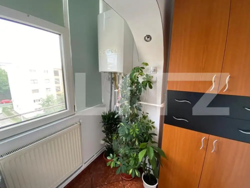 Apartament 3 camere, 2 bai, 74mp, zona George Enescu 