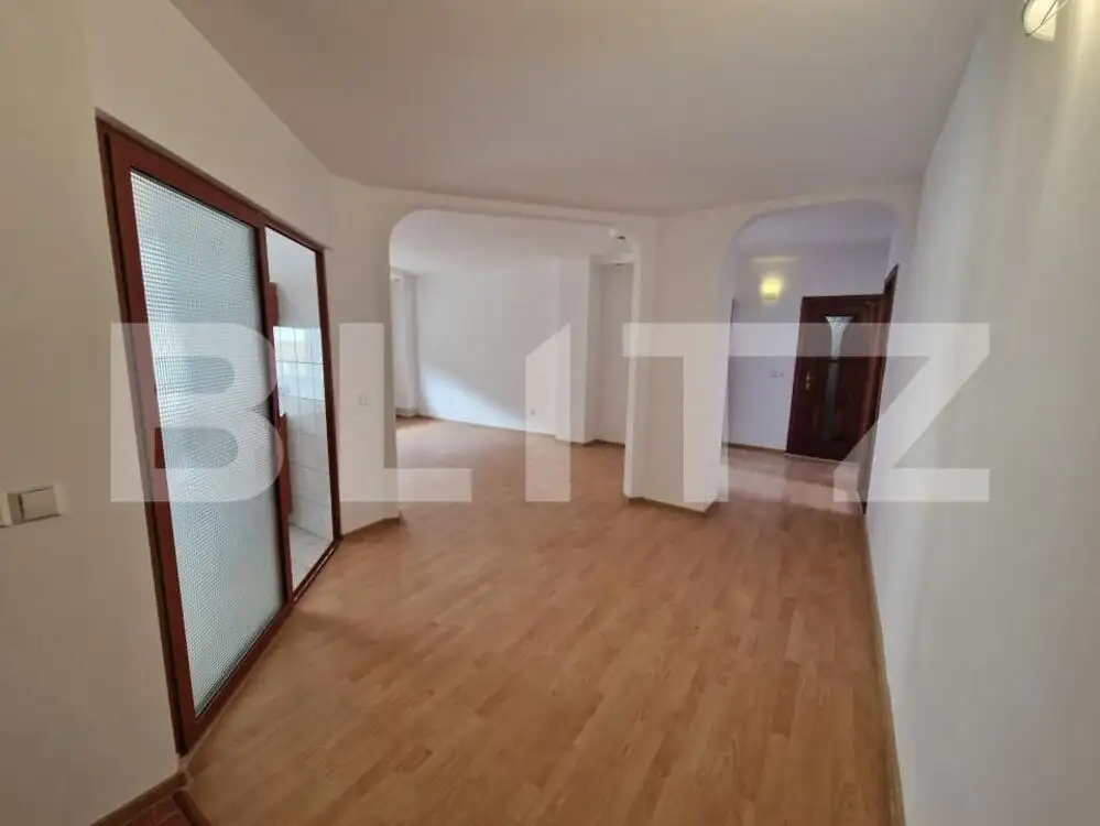 Apartament 4 camere, 88 mp utili, zona Ultracentrala