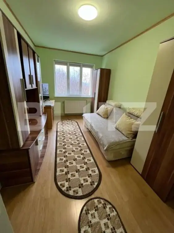 Apartament 2 camere, decomandat, parcare, Gruia