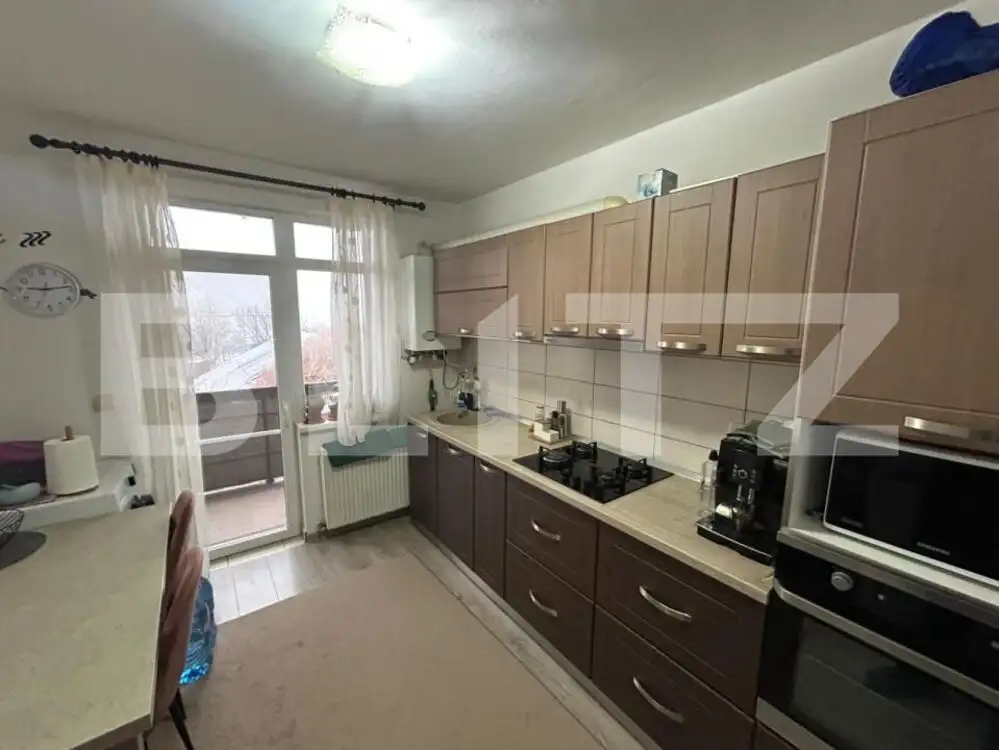 Apartament decomandat cu 2 camere, 52 mp, zona Cetate