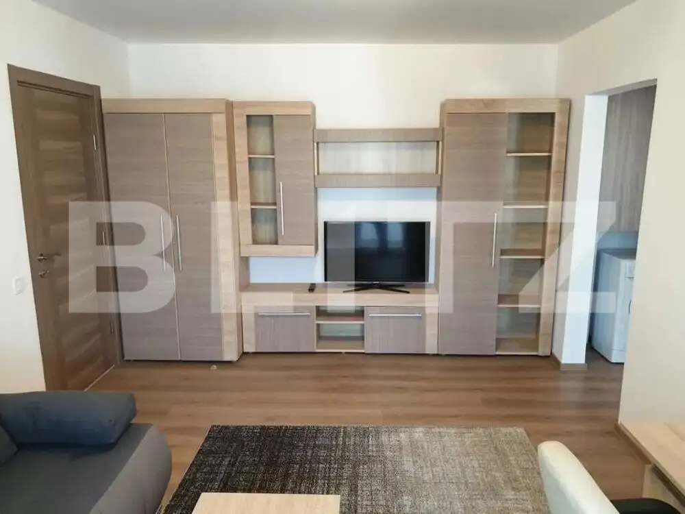 Apartament cu 2 camere, 46 mp, semidecomandat, modern, zona aleea Godeanu