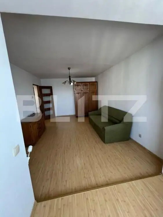 Oportunitate! Apartament 2 camere decomandate, etaj intermediar, zona Campului