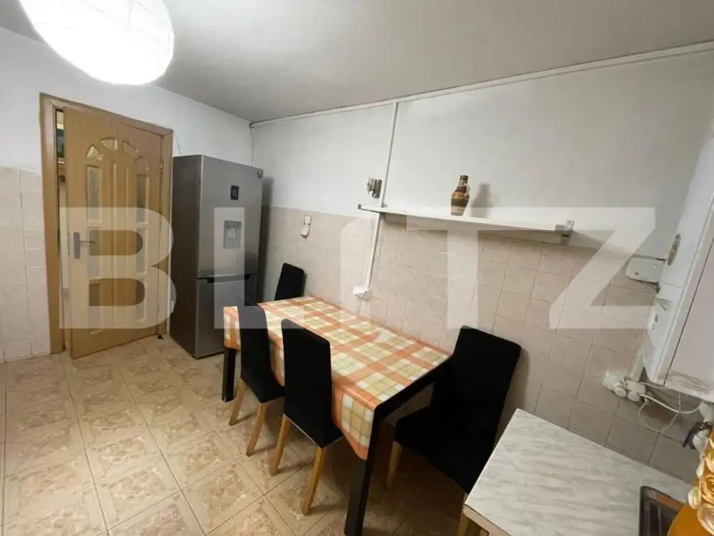 Apartament de 3 camere, 65mp utili, parter, 1 Mai (zona Pelendava)