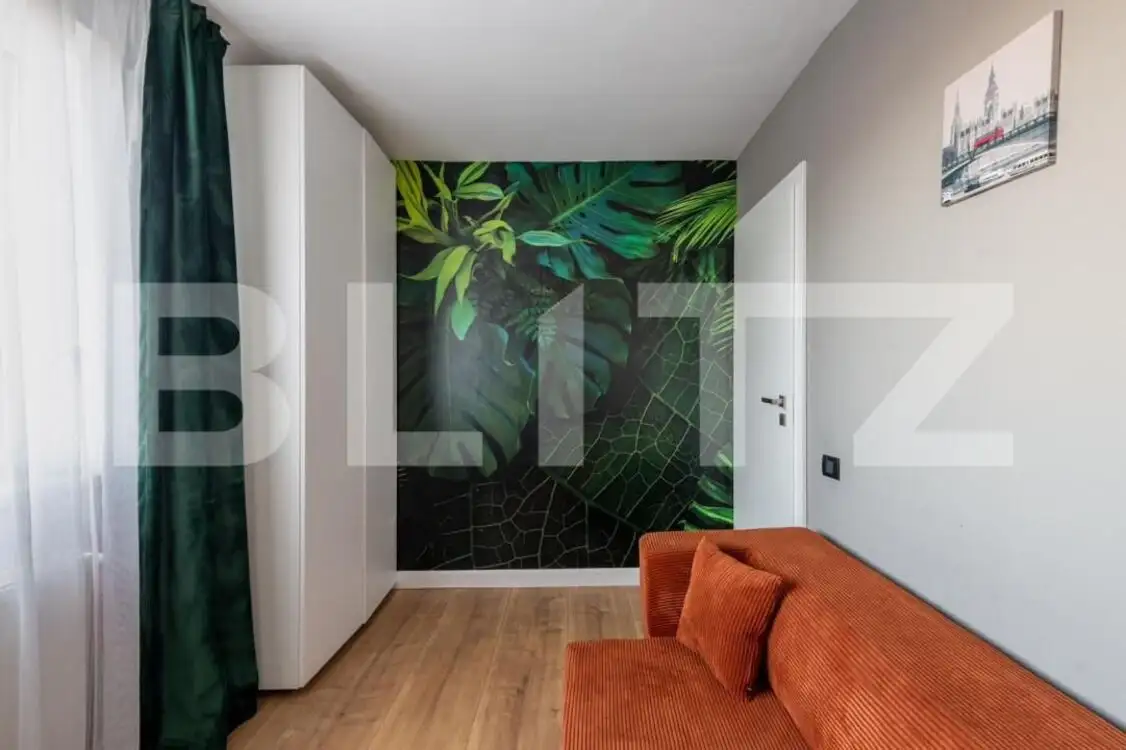 Apartament de 3 camere, modern, etaj intermediar, zona Vivo