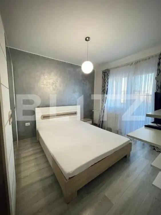 Apartament cu 3 camere decomandat 