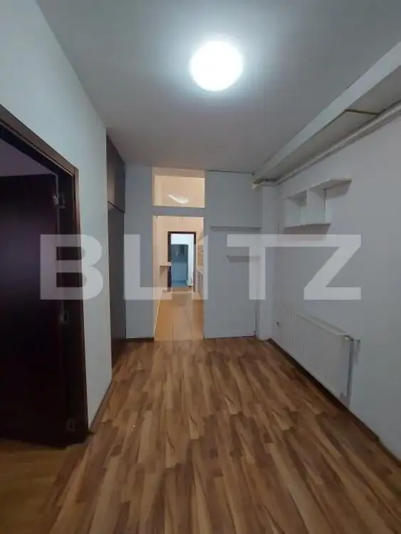 Apartament 2 camere + dressing, 47 mp, zona Oasului