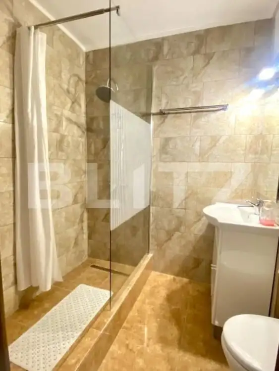 Apartament proaspat renovat, cu 2 camere, 56 mp, decomandat, zona Autogara Beta