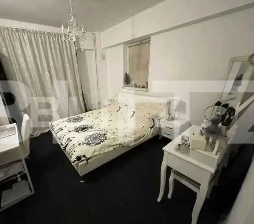 Apartament 3 camere, zona Calea Bucuresti-Ultracentral