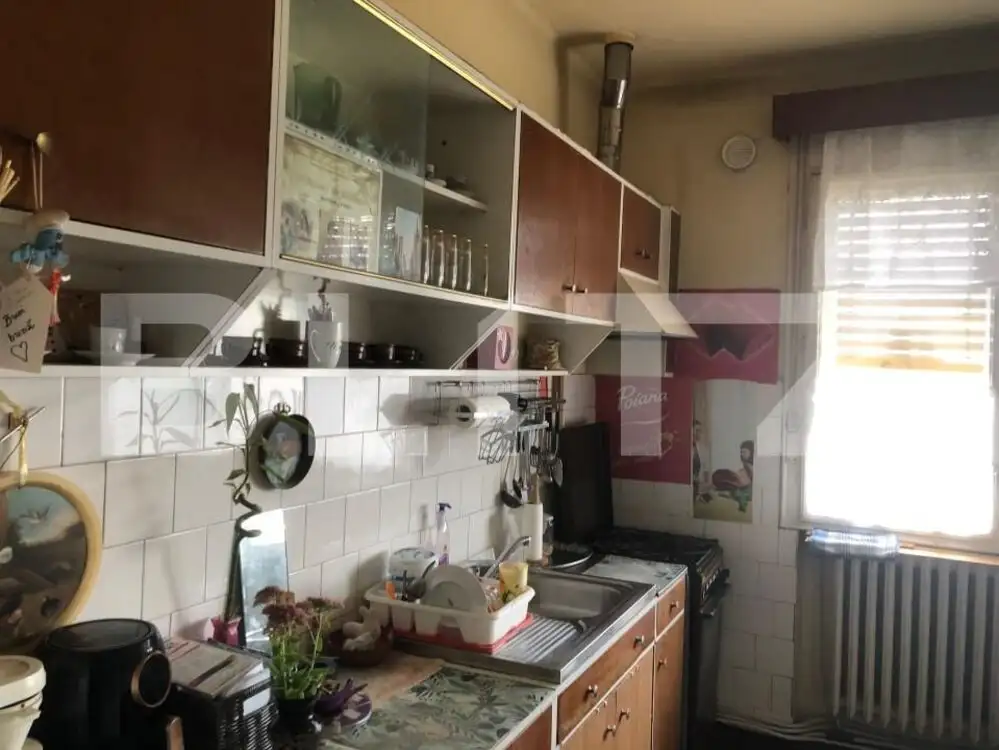 Apartament in asociatie cu grădina, garaj, zona Unirii