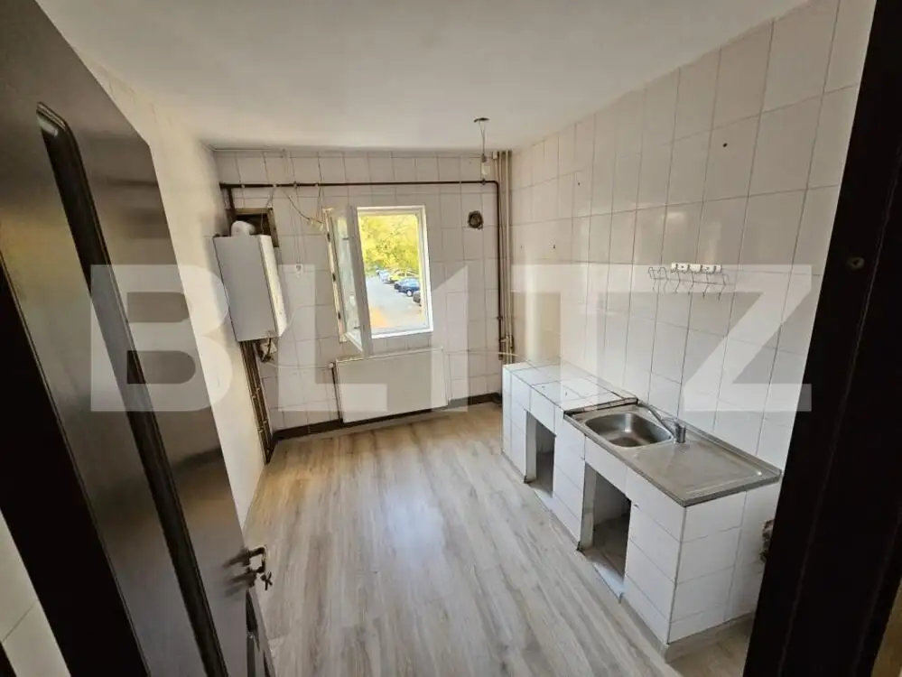 Apartament cu 2 camere, etaj 1, zona Craiovița-Kaufland