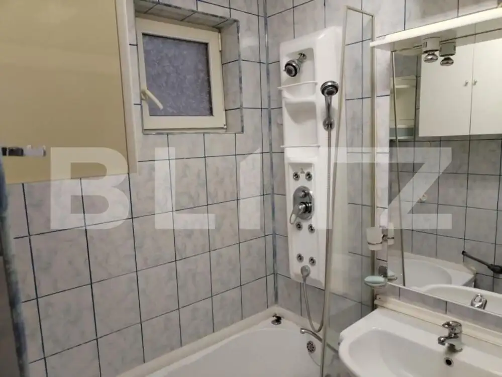 Apartament de vanzare, 2 camere, 37 mp, Zona Micro 14