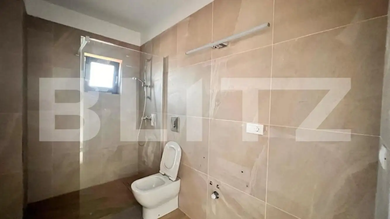 Apartament 2 camere, 60 mp, cu loc de parcare, zona centrala, km 0