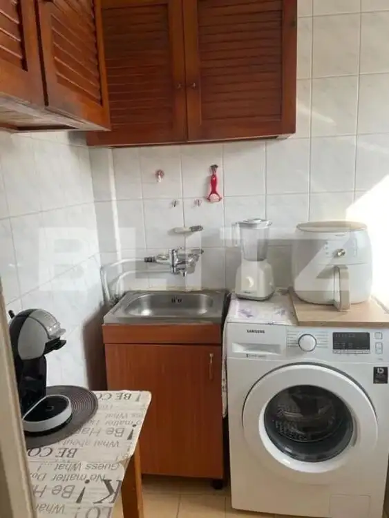 Apartament de vanzare, cu o camera, 23 mp, etaj intermediar, zona Marasti