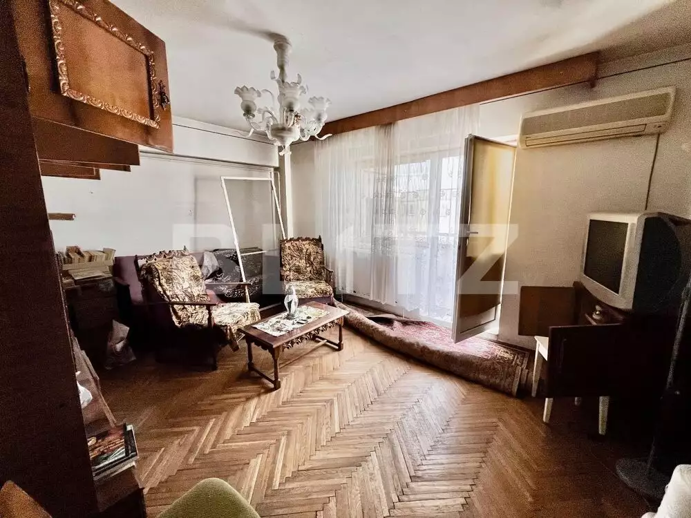 Apartament de 4 Camere, 81mp, cu Vedere Trilaterală în Cartierul Lăpuș zona Decebal