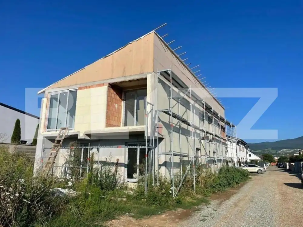 Duplex nou, 140 mp, 380 mp teren, zona Dealul Furcilor