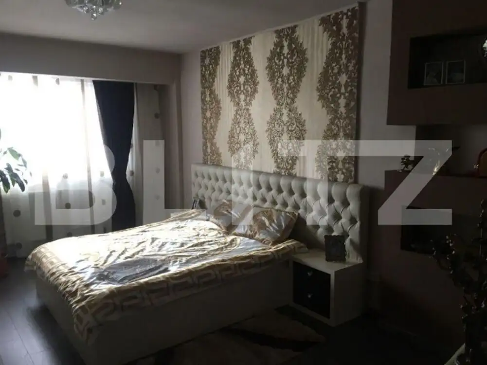 Apartament spatios, 3 camere, 82 mp, zona Calea Aradului