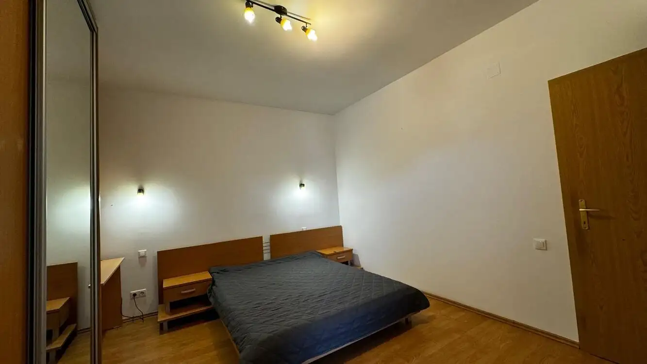 Apartament 2 CAM 60MP Central,  Parcare subterana