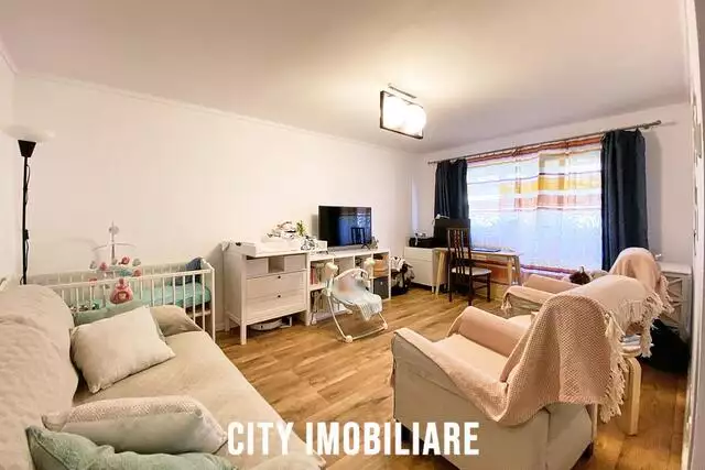 Apartament 3 camere decomandat, S-65mp+2 balcoane, str. Bucuresti